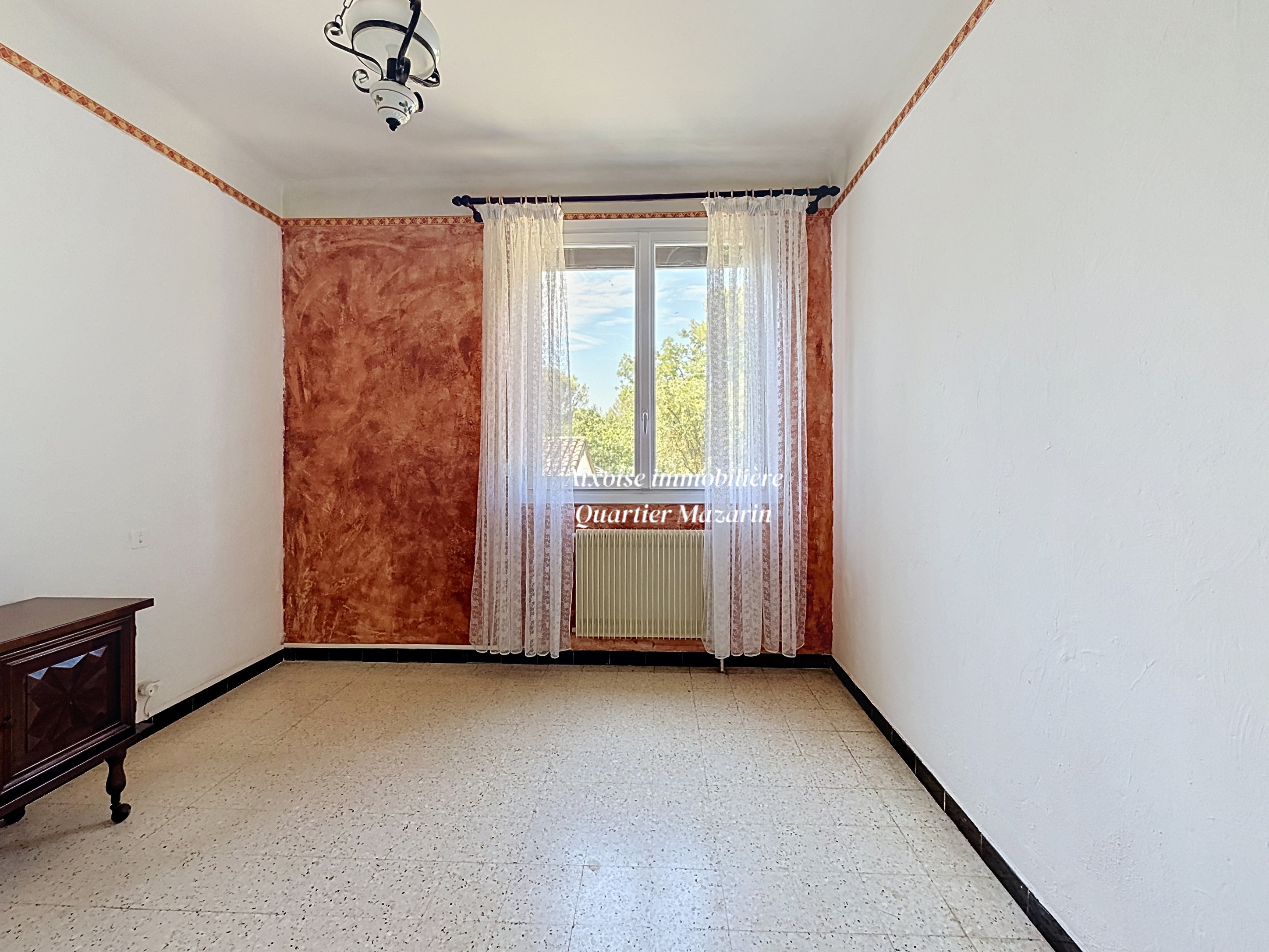 Maison lumineuse au calme avec rénovation — miniature 7