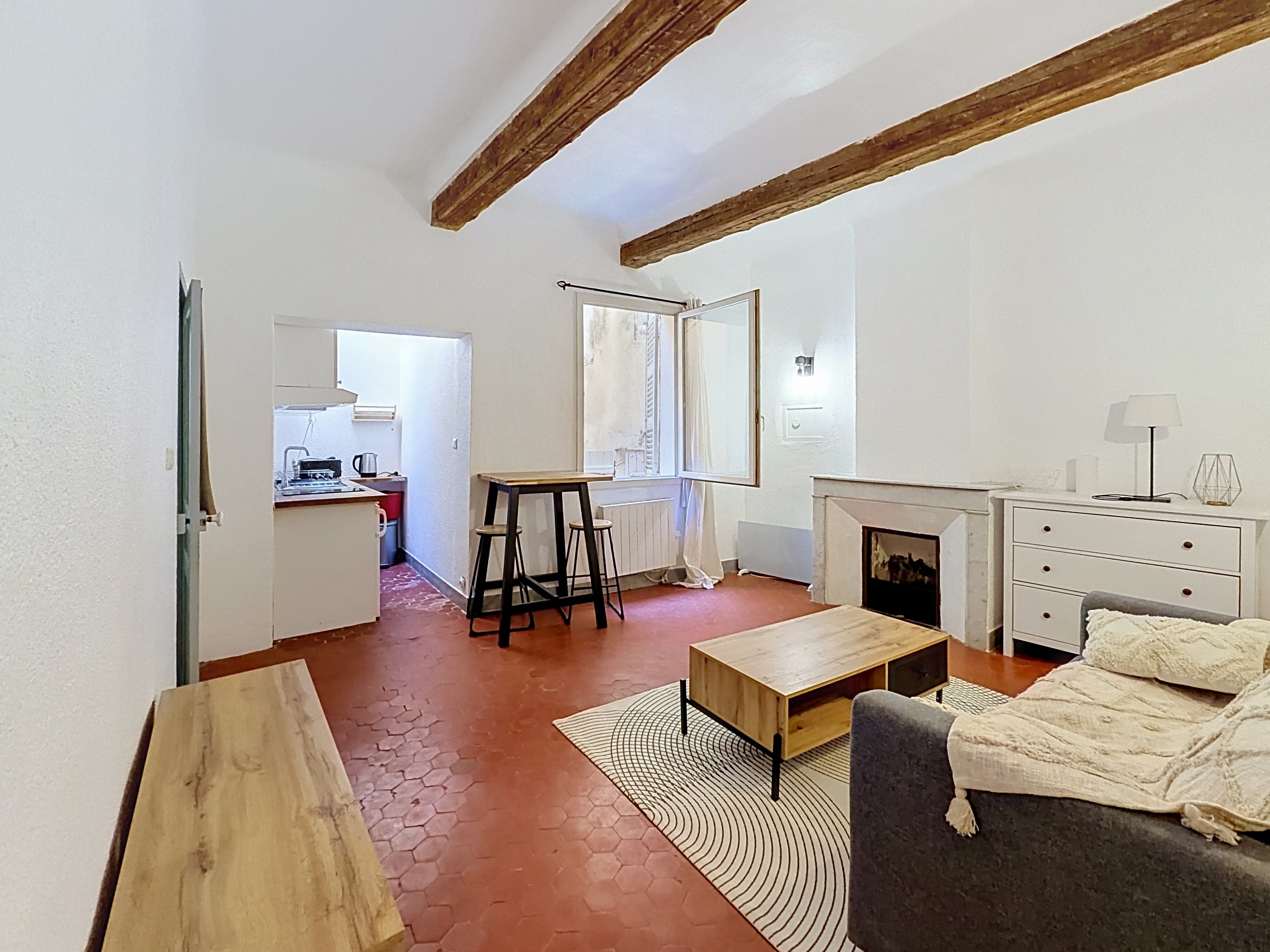 Centre historique - Charmant T2 au calme - Idéal investissement locatif — photo 1