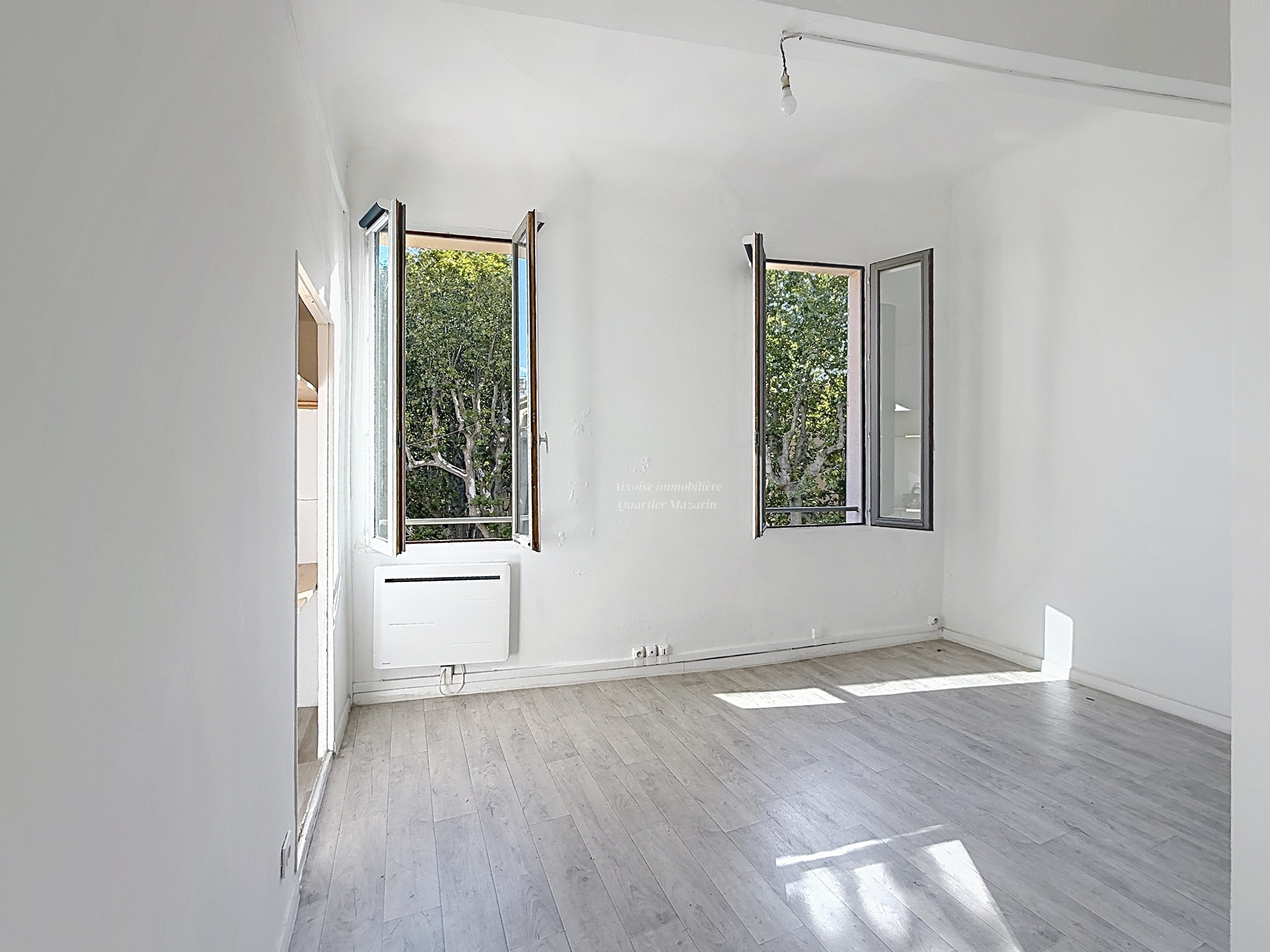 Centre historique - Studio de 21 m2 avec vue dégagée - Idéal investissement locatif — photo 1