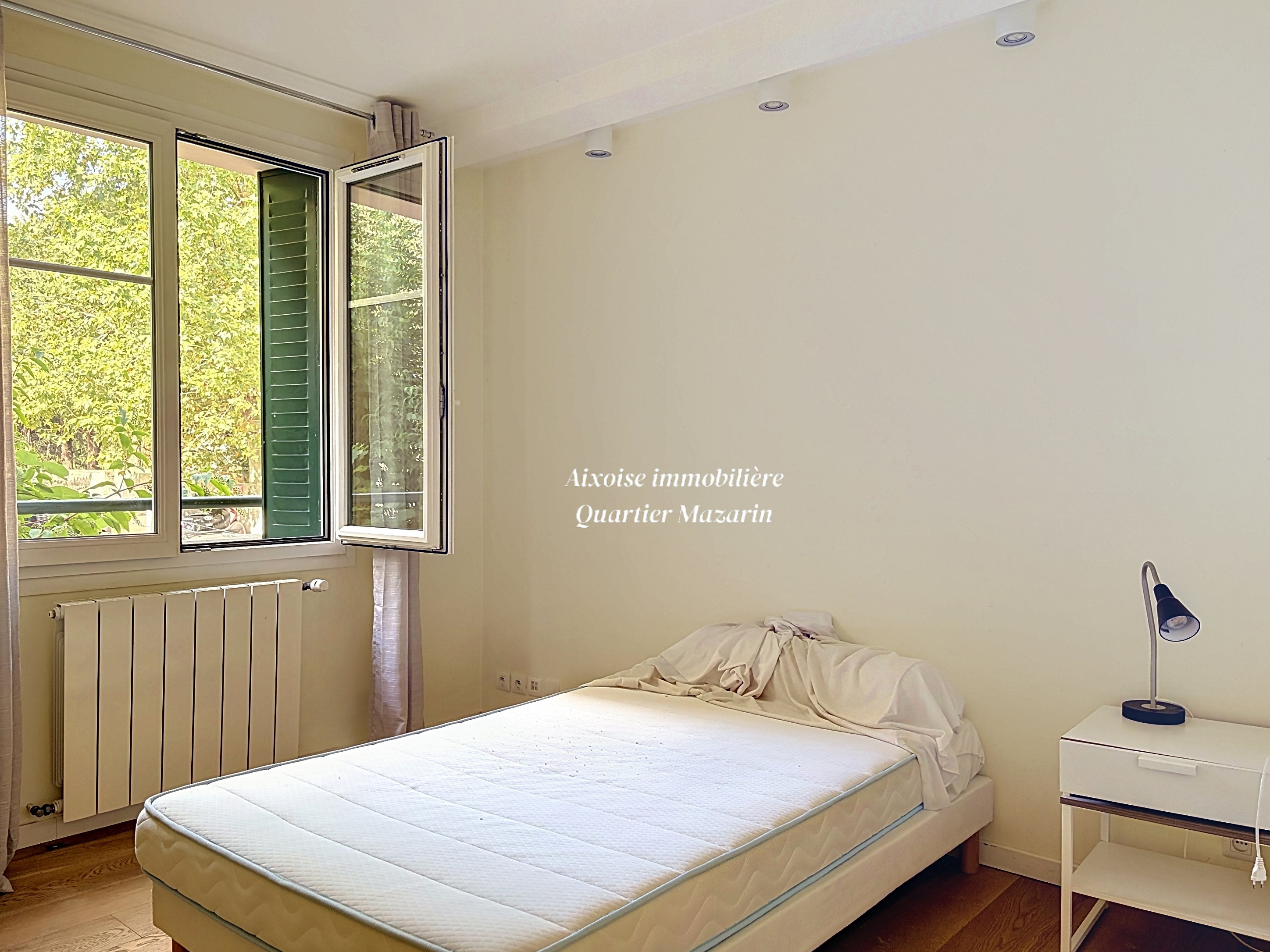T4 lumineux au calme absolu avec balcon — miniature 8