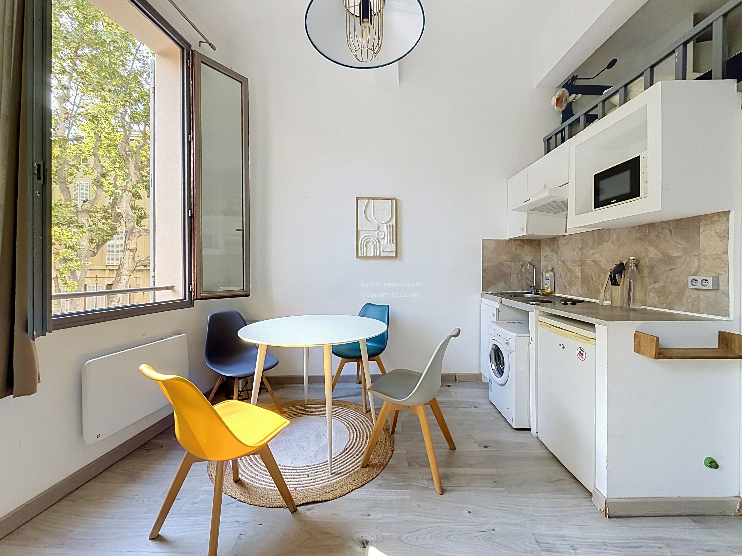 Centre historique - Studio de 21 m2 avec vue dégagée - Idéal investissement locatif — miniature 3